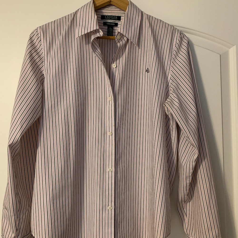 Ralph Lauren- Non Iron - size Large Blouse
